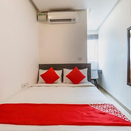 Super Townhouse Hebbal Hotell Bangalore Eksteriør bilde