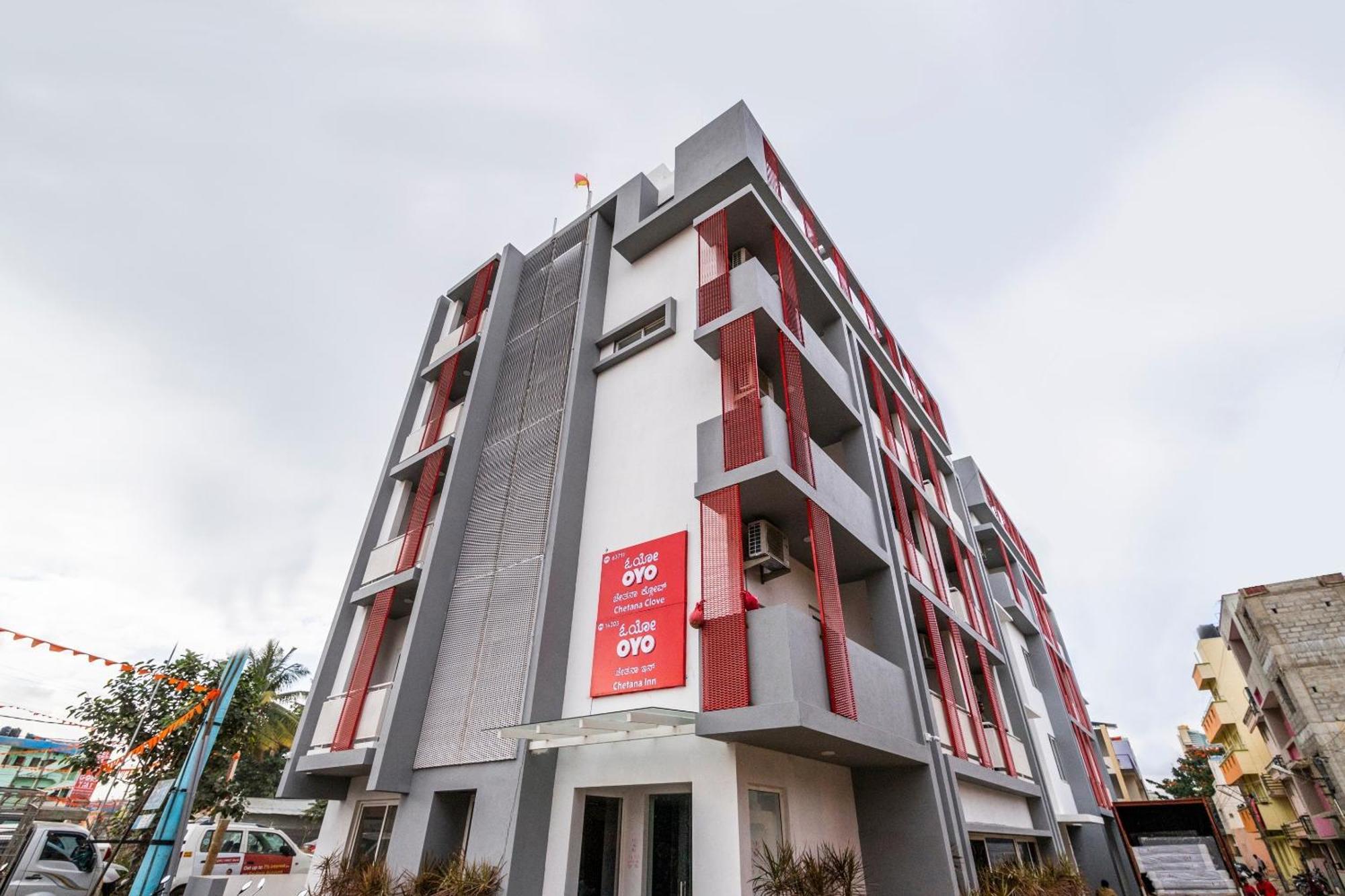 Super Townhouse Hebbal Hotell Bangalore Eksteriør bilde