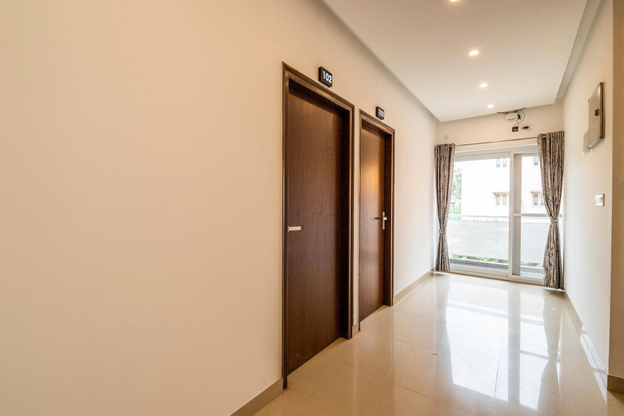 Super Townhouse Hebbal Hotell Bangalore Eksteriør bilde