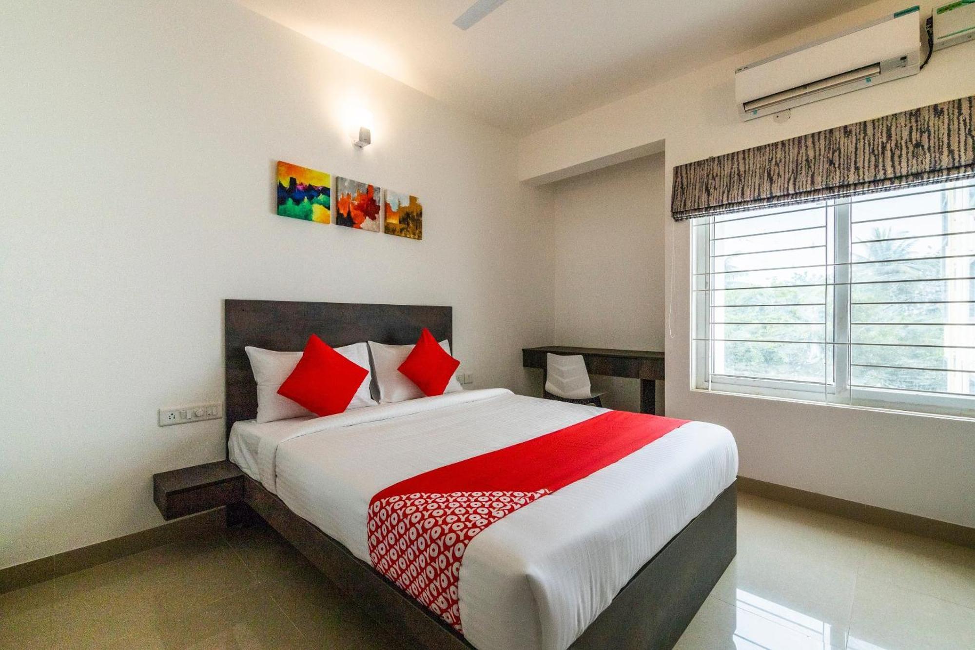 Super Townhouse Hebbal Hotell Bangalore Eksteriør bilde